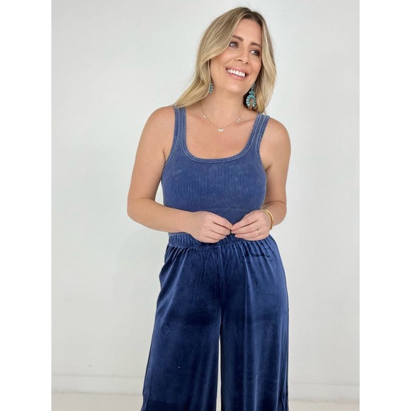 Zenana Velvet Wide Leg Pants in Black Size 2X - Picture 4 of 9